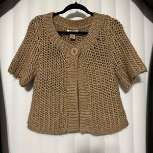 Ruffhewn knit tan cardigan with a button enclosure 
45% Acrylic, 30% Wool, 25% A